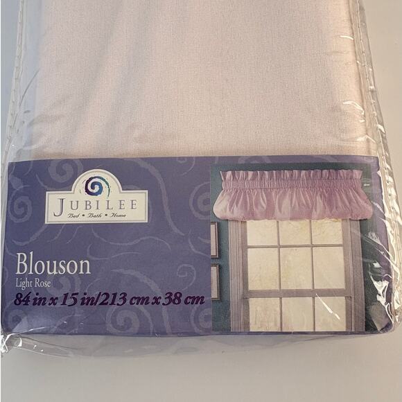 JUBILEE BLOUSON LIGHT ROSE WINDOW VALANCE 85"X15" *NEVER USED* - Picture 2 of 3